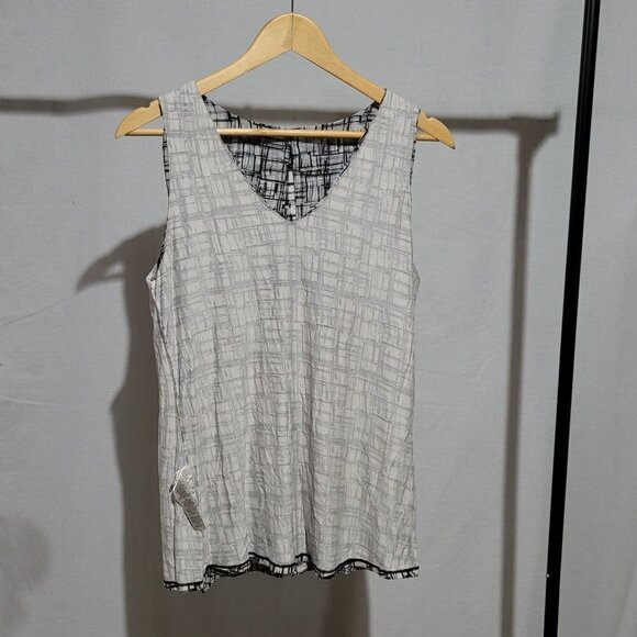 White House Black Market tank top style blouse sleeveless layered top shirt WHBM - Picture 8 of 16